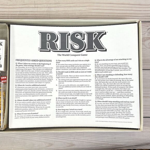 VTG Risk Board Game 1993 by Parker Brothers World Conquest Game - 98% Complete - Picture 7 of 16